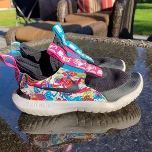 Girls Nike 13.5c flex runners